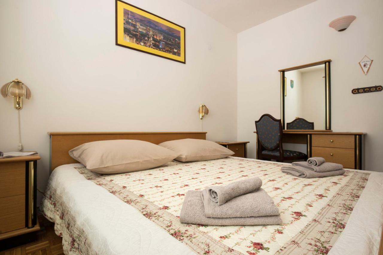 Vrata Jadrana 1 Apartment Rijeka Exterior foto