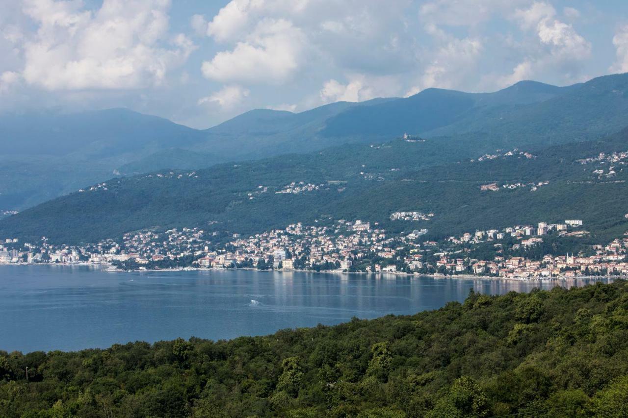 Vrata Jadrana 1 Apartment Rijeka Exterior foto