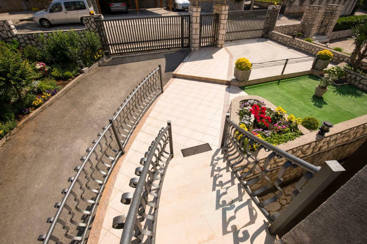 Vrata Jadrana 1 Apartment Rijeka Exterior foto